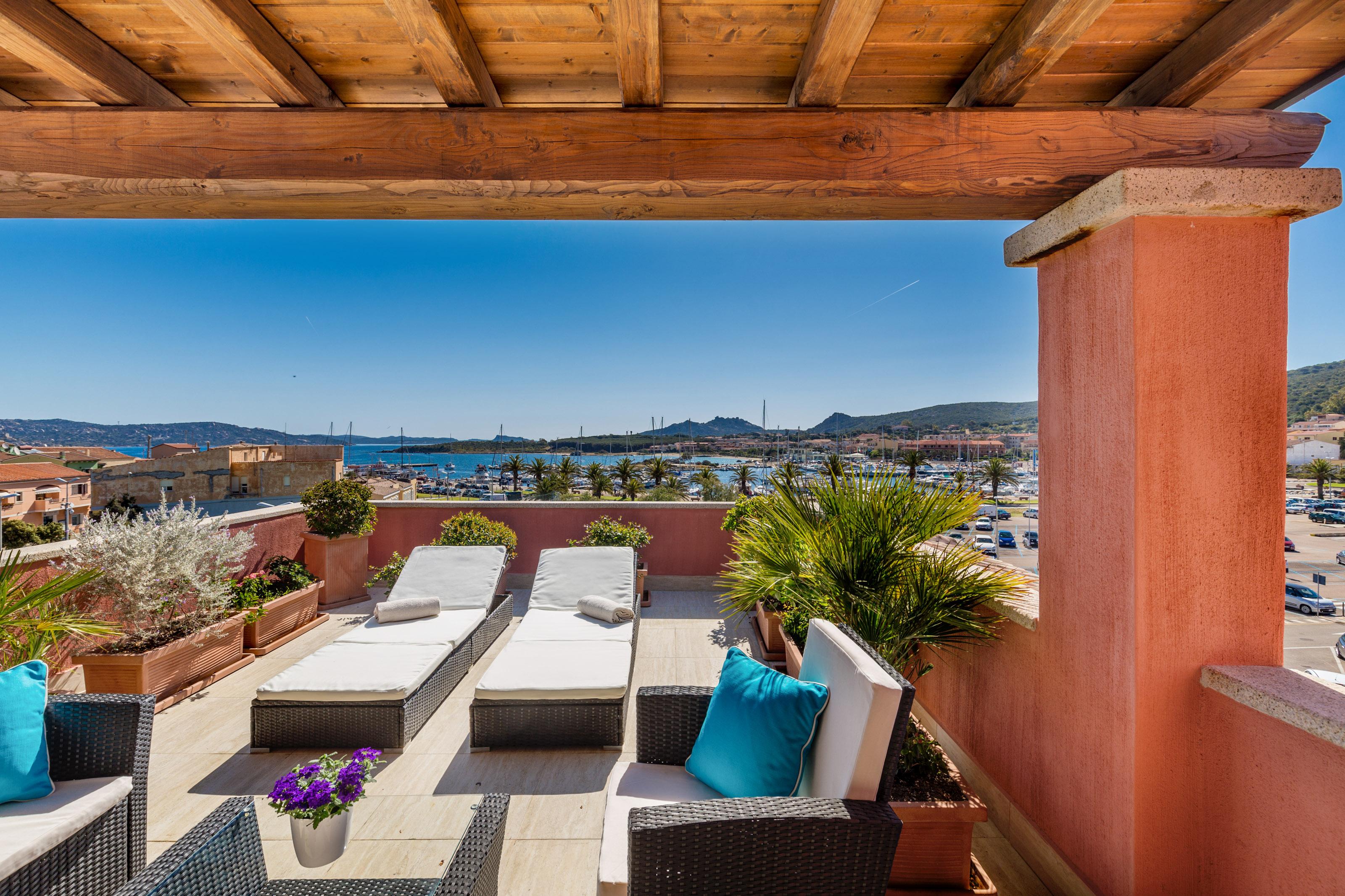 La Vecchia Fonte Boutique Hotel Palau Luaran gambar