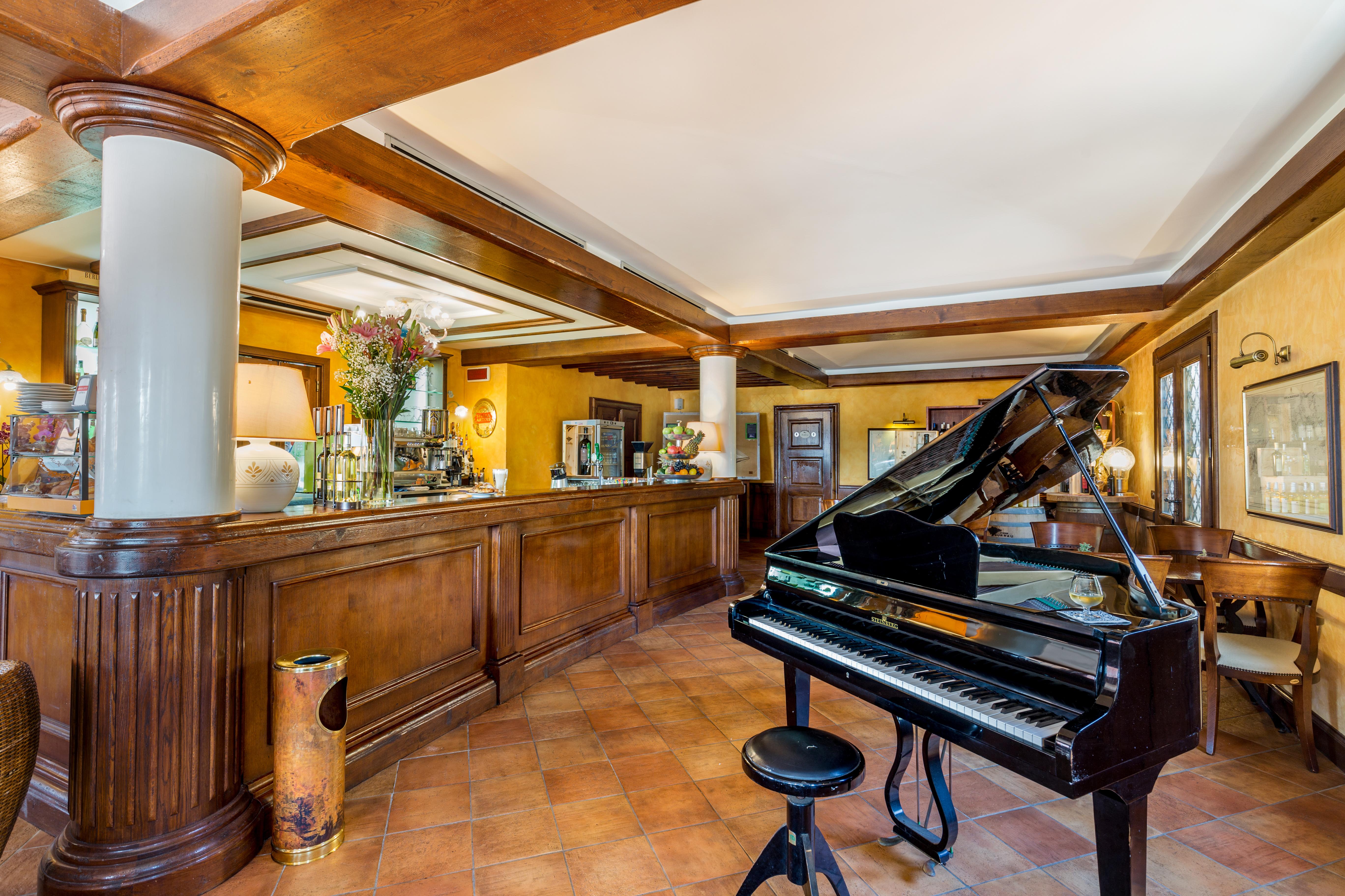 La Vecchia Fonte Boutique Hotel Palau Luaran gambar