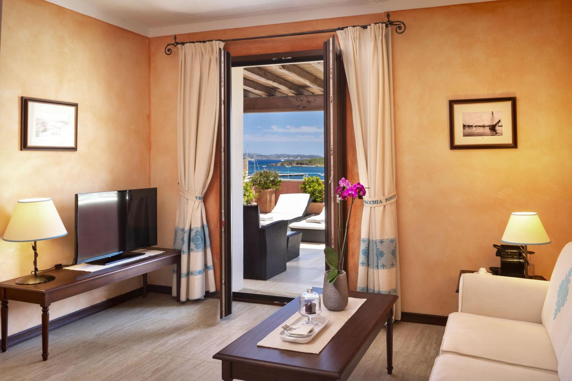 La Vecchia Fonte Boutique Hotel Palau Bilik gambar